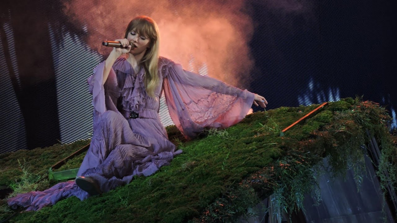 Taylor Swift - seven (poem)/invisible string (Live From The Eras Tour)