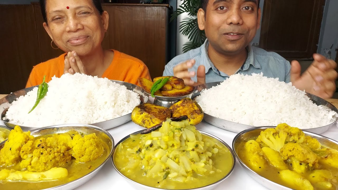 SIMPLE TASTY AND HEALTHY INDIAN BENGALI FOOD EATING SHOW