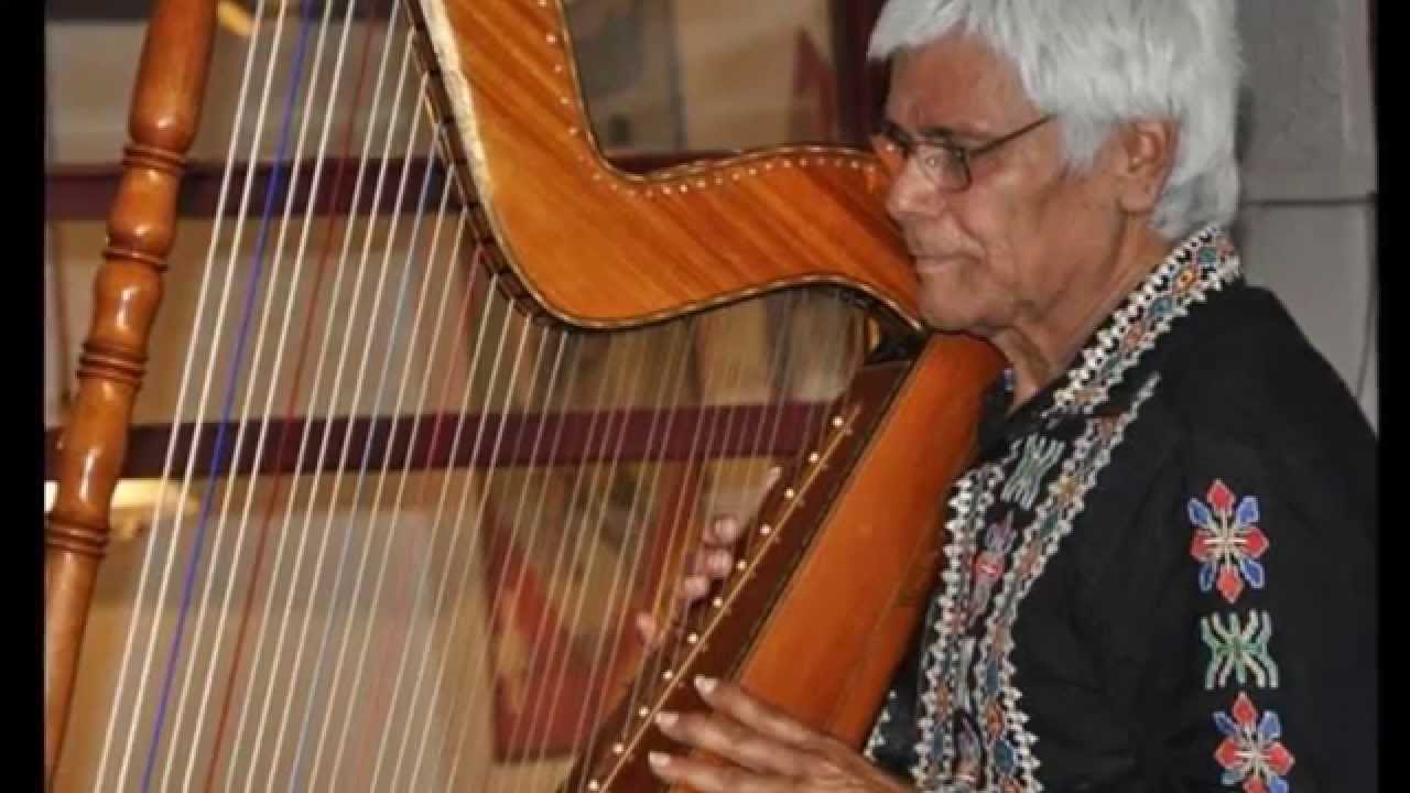 El gran arpista Marcelino Benitez Casco