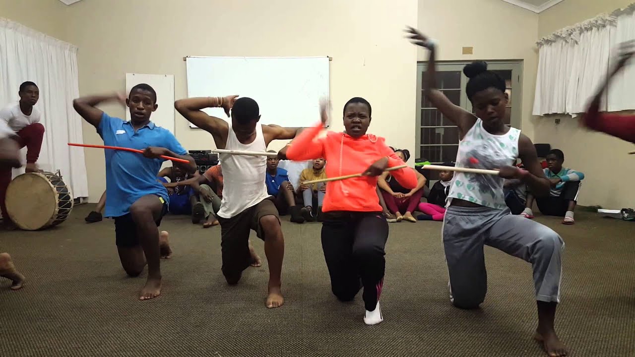 Cato Ridge do African stick and Zulu dance