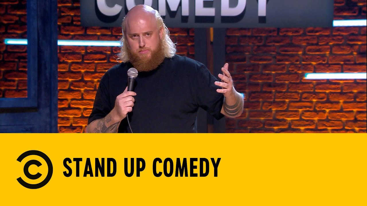 L'eterosessualit&agrave; &egrave; sopravvalutata - Eleazaro Rossi - Stand Up Comedy - Comedy Central