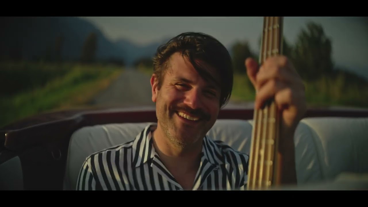 Bedouin Soundclash – Walk Through Fire feat. Aimee Interrupter [OFFICIAL VIDEO]