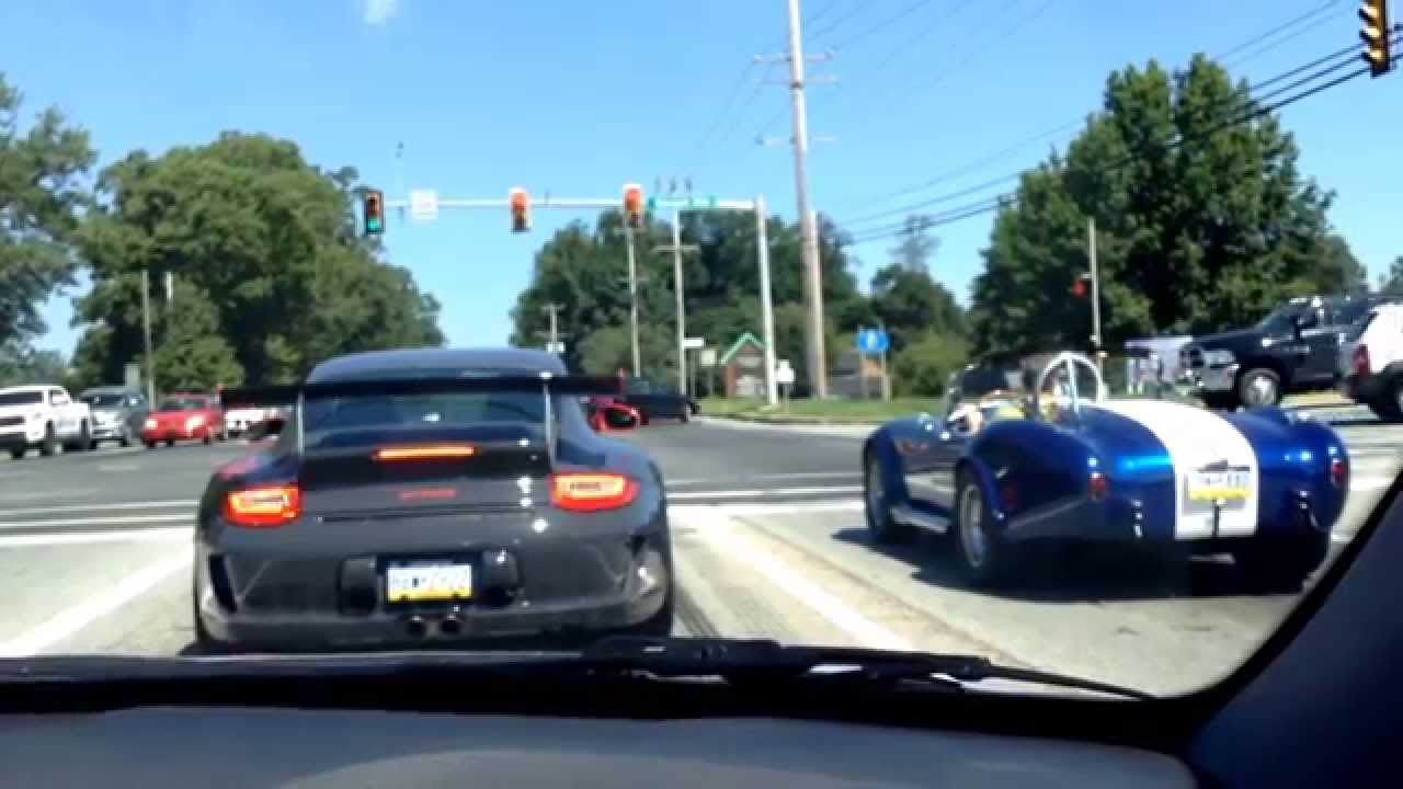 Porsche GT3 против Shelby Cobra