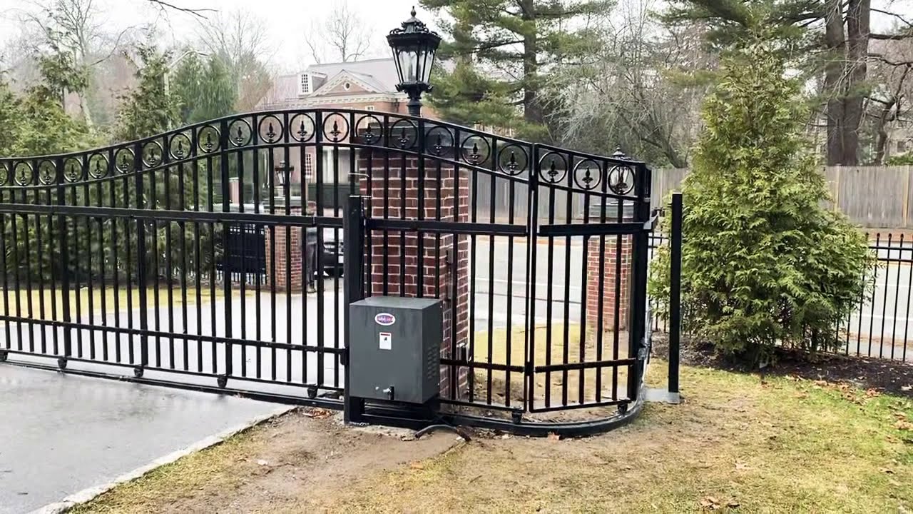 Folding sliding gate - rack and pinion - allomatic - powerdoorproducts.com