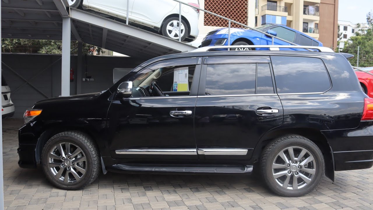 Toyota Land cruiser 2015 zx! interior and exterior!