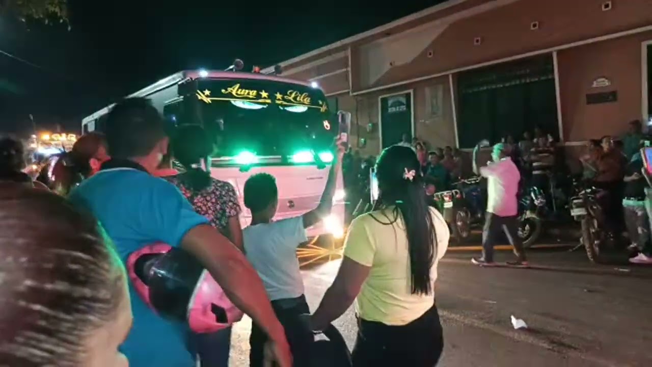 Momento destacado de Exhibición de Buses Modificados CHICHIGALPA (P1)