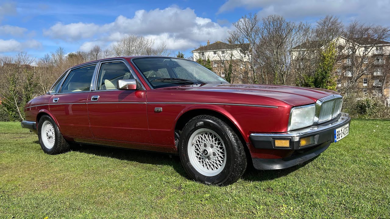 1988 Daimler Sovereign 3.6 XJ40 64K for sale @davidgoldingcars