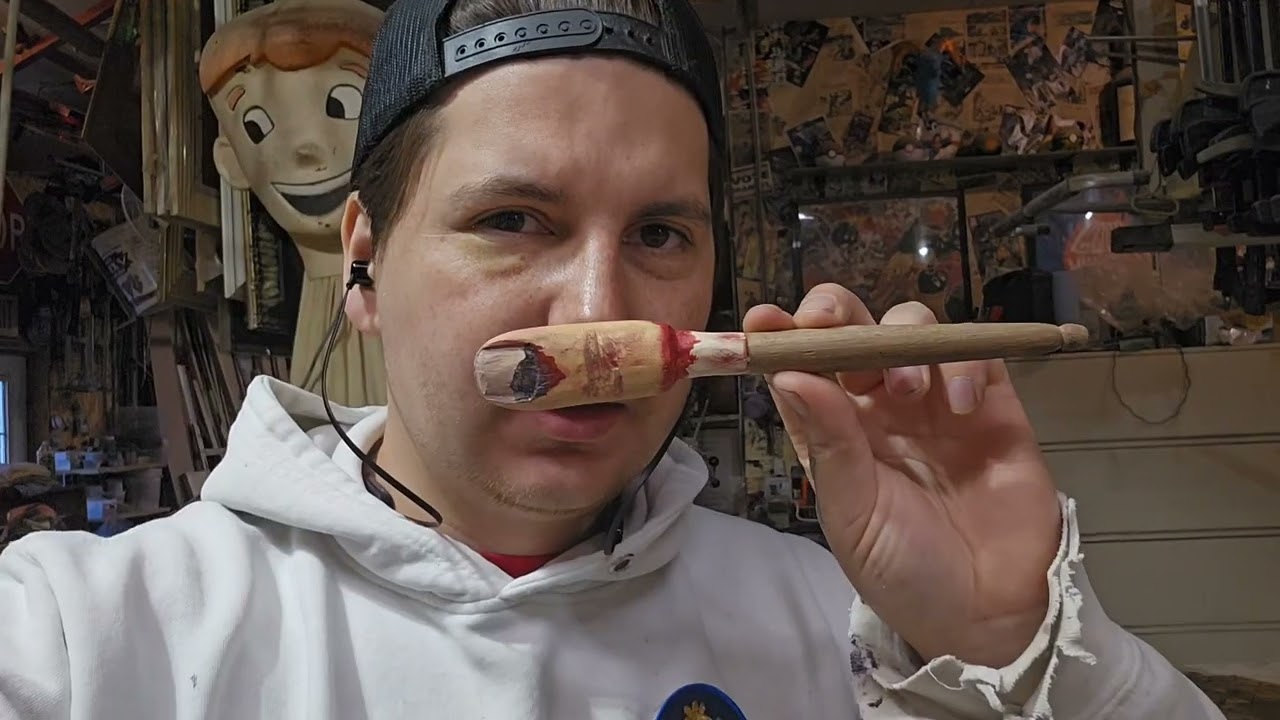 Someone made me a hilarious paintbrush |Another VLOG #257