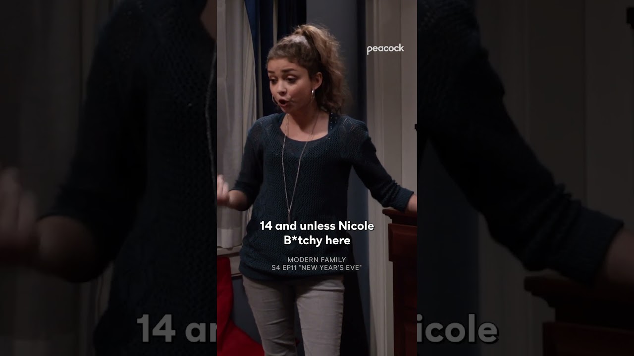 Haley is going full mom mode 😤 #ModernFamily #HaleyDunphy #AlexDunphy #Shorts