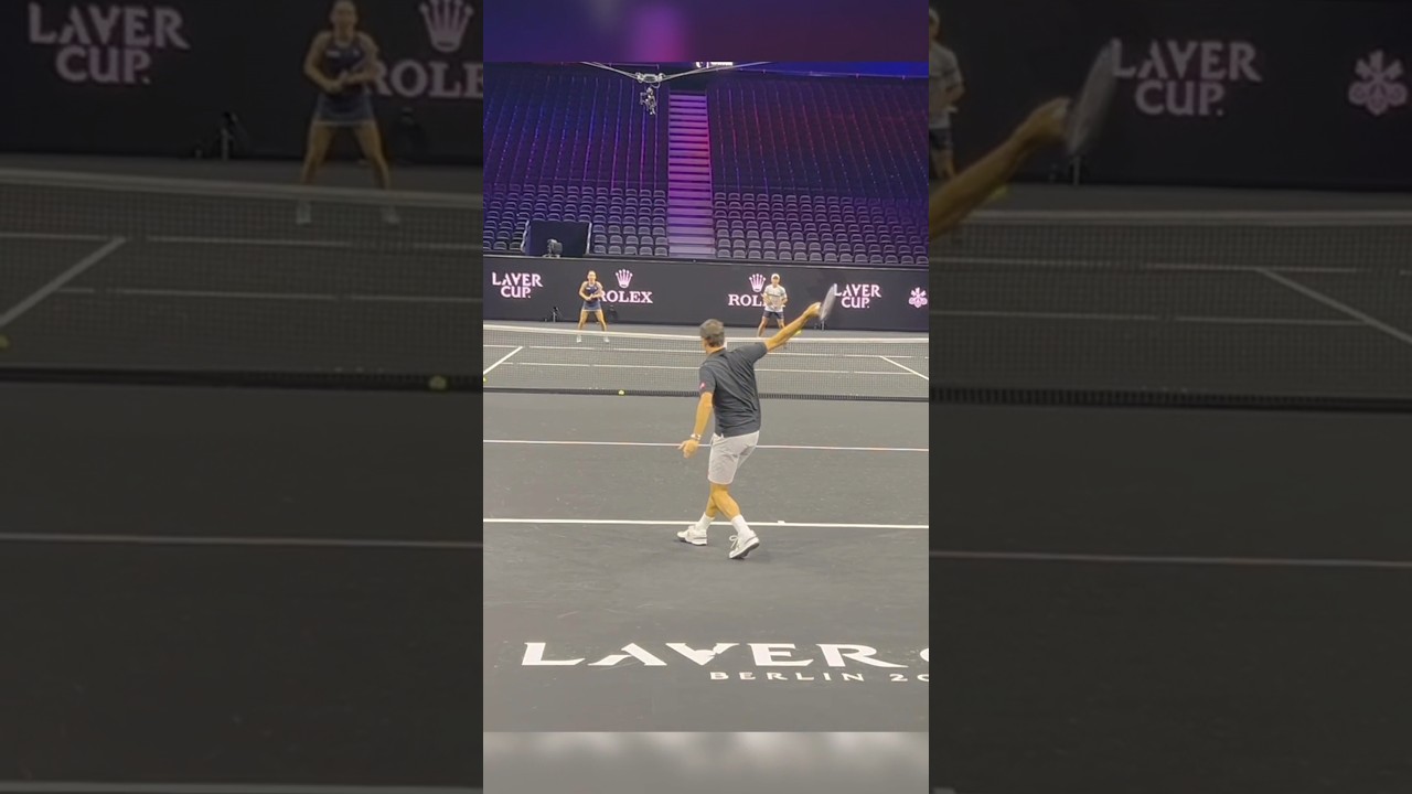 Roger Federer hitting the ball at the Laver Cup. (Wilson event to present the RF 01 racket) #tennis