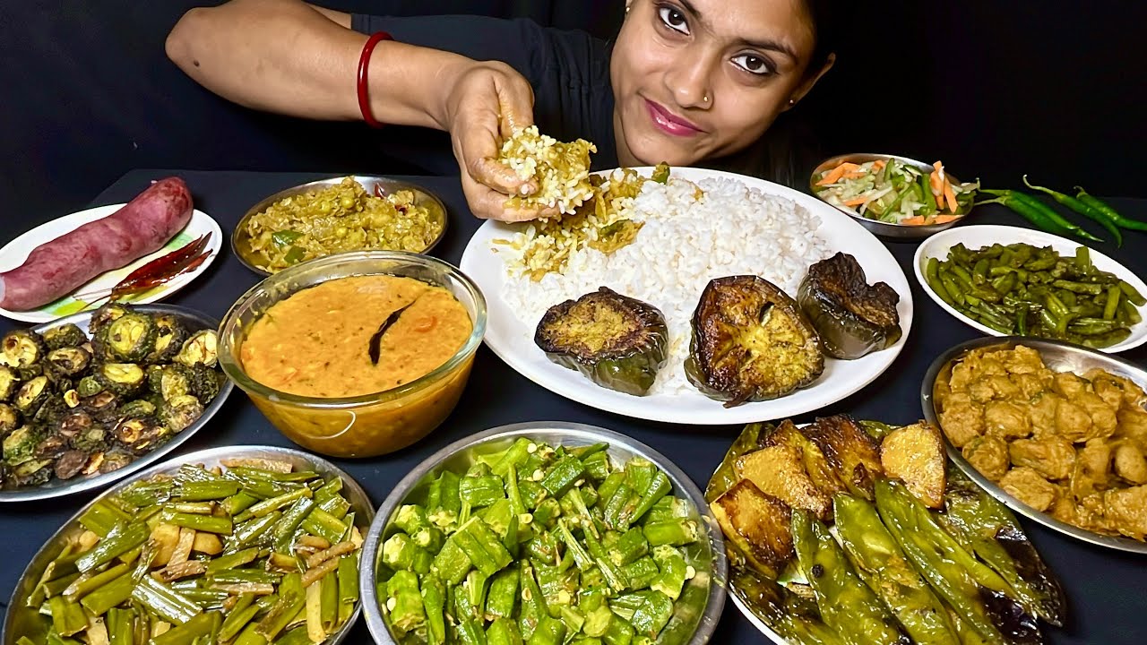 Dal Chawal Bhorta Baingan Fry Karela Fry Bhindi Fry Cabbage Curry Soyabean Curry Kaddu Fry Eating