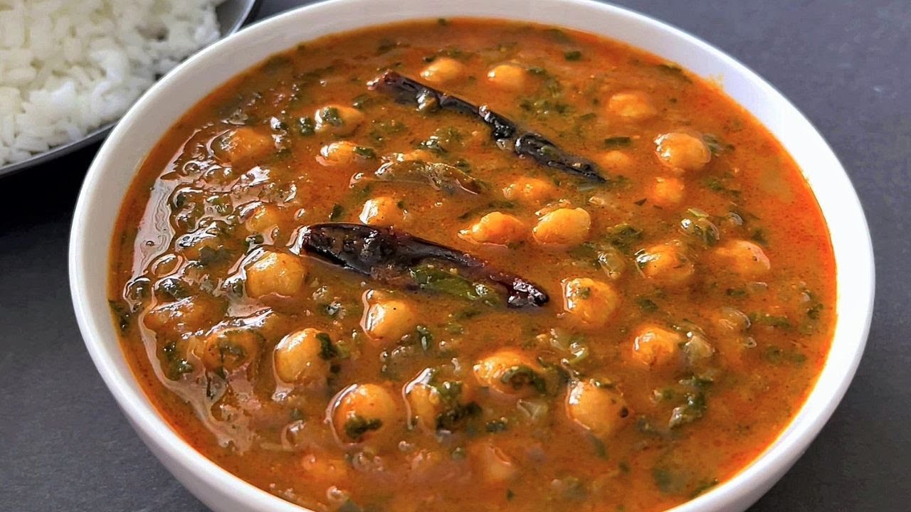 Chickpeas Spinach Curry | Chana Palak Curry Recipe | Chole Palak Curry Recipe