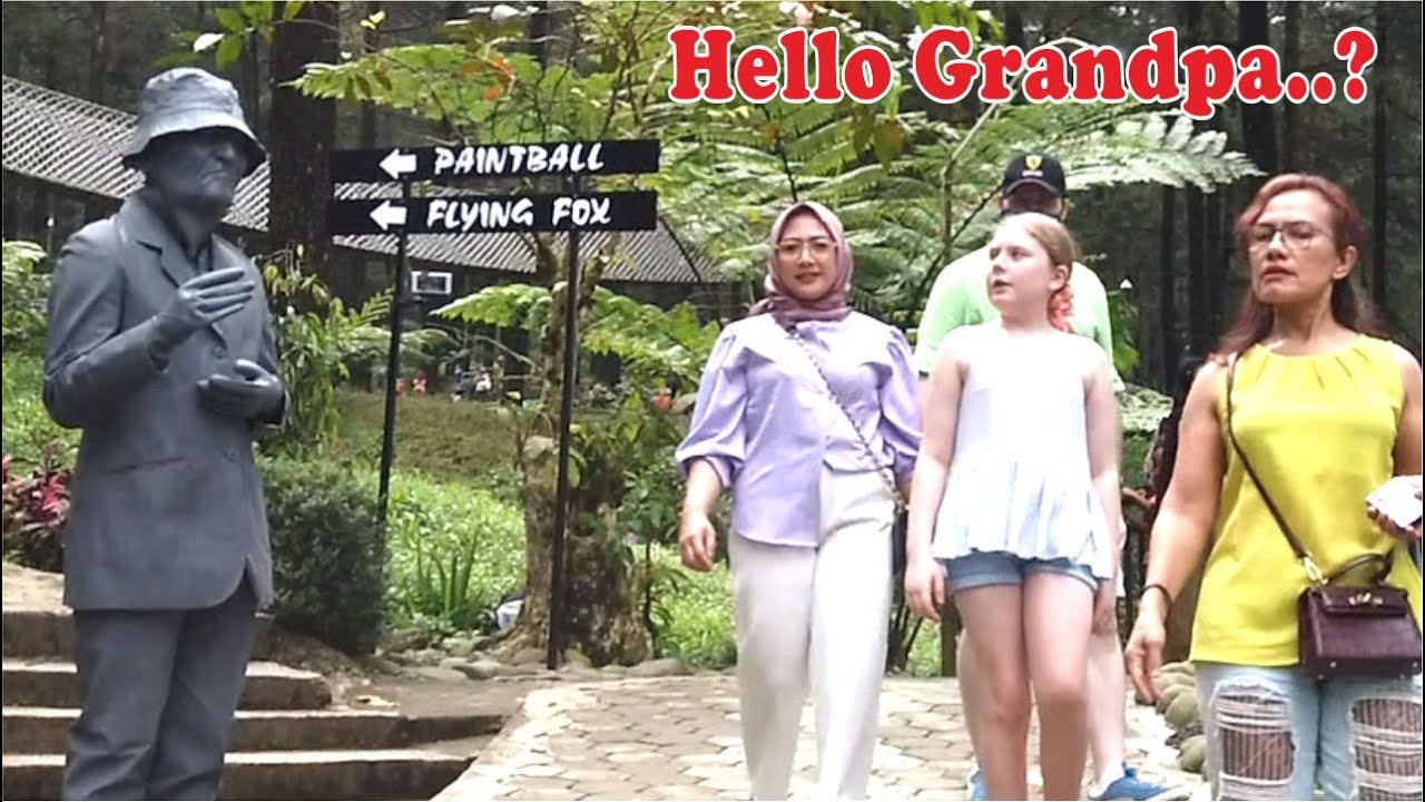 Kocaknya prank patung hidup || Statue prank just for fun