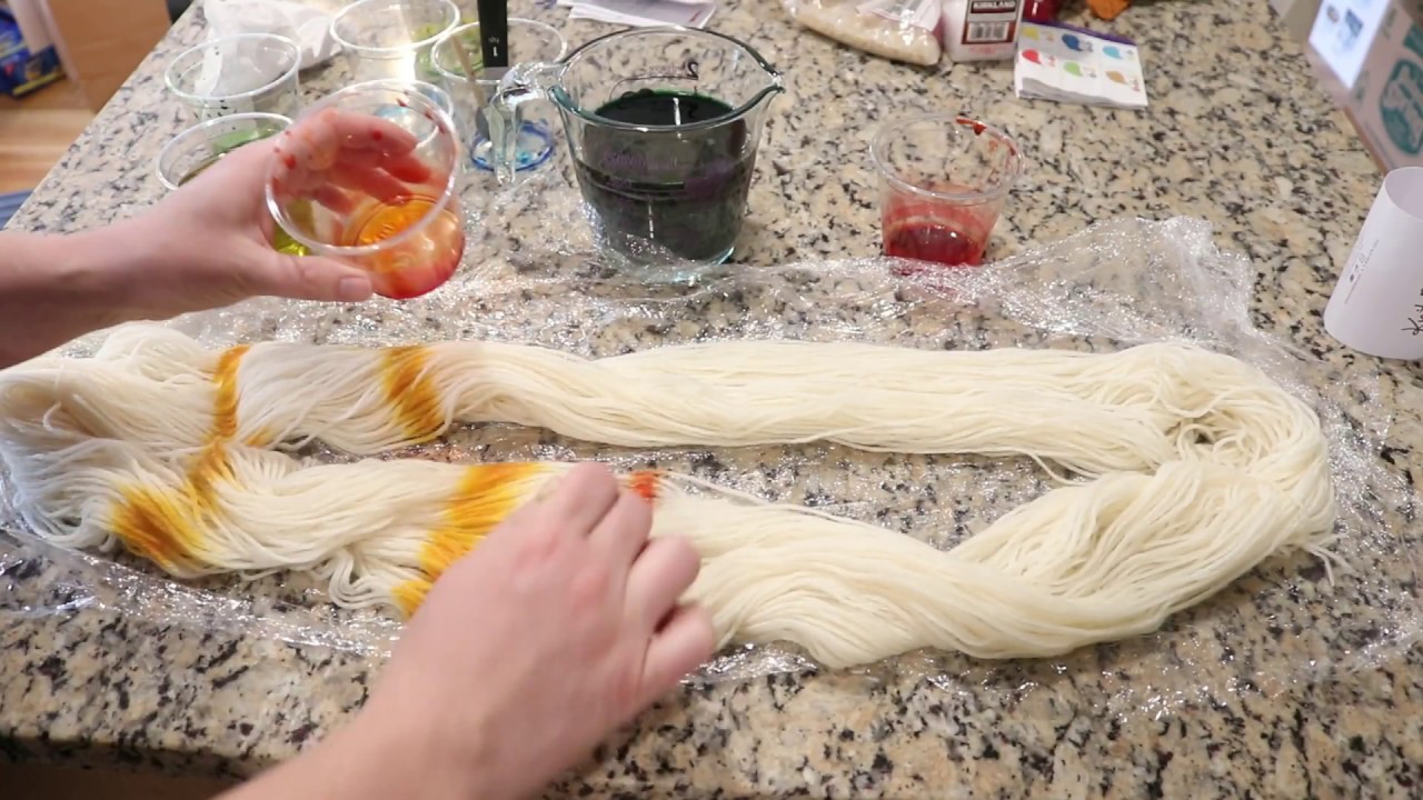 Handpainting and then Kettle Dyeing Yarn with Leftover Food Coloring