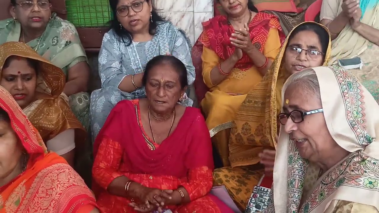 सुंदर प्रस्तुति 🙏❤️कुंजन कुंजन यमुना तट पे ढूंढो रे सांवरिया 🦚🕉️ #bhajan #bhaktibhajan #viralvideo 