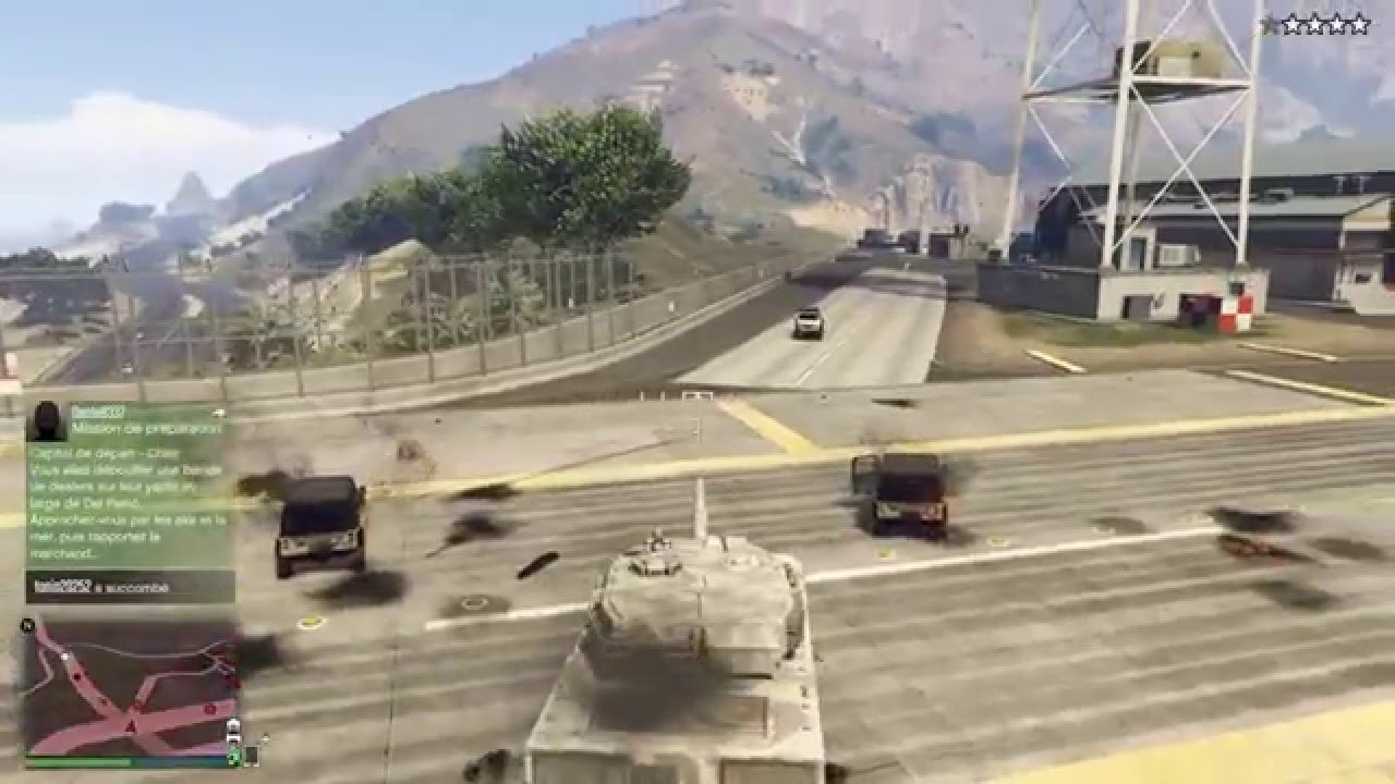 Grand Theft Auto V attaque de la base militaire en tank