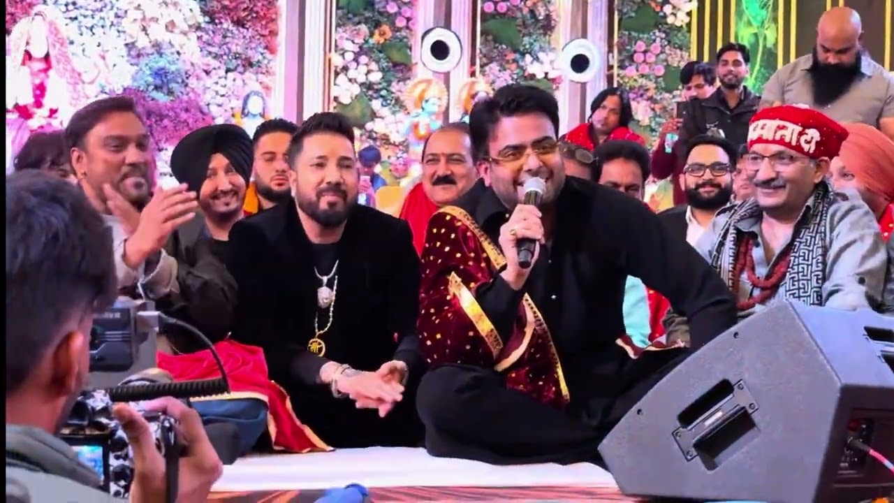 Mankirt aulakh | Master saleem and Mika Singh Jugalbandi #youtubeshorts #mataraniarti #maa