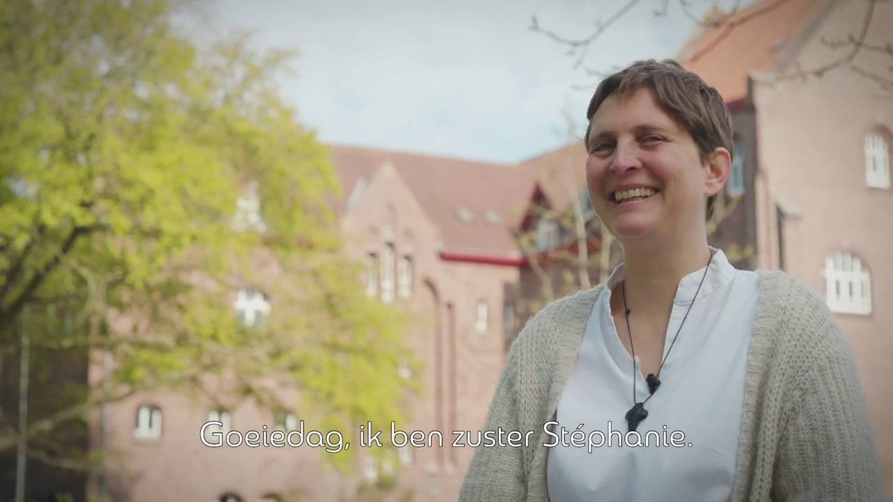 Zuster Stéphanie over stilte & onbekendheid | Thuis met Eva