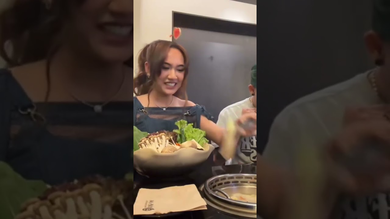 Gilga Happy makan bareng team di akhir tahun 