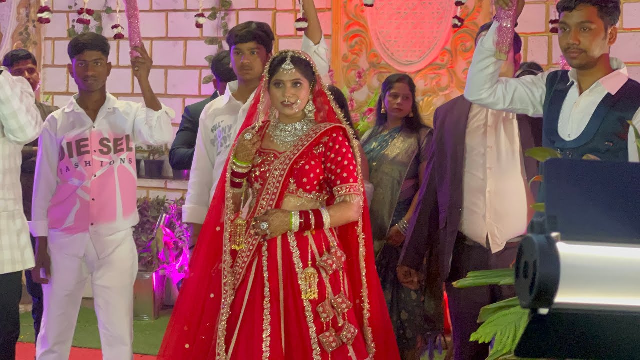 Bhai ki Baarat aur khoob sara dance. 👯💃🏻 When Uttarakhand met Uttar Pradesh.😉🩷 Garhwali Baarat😁😁