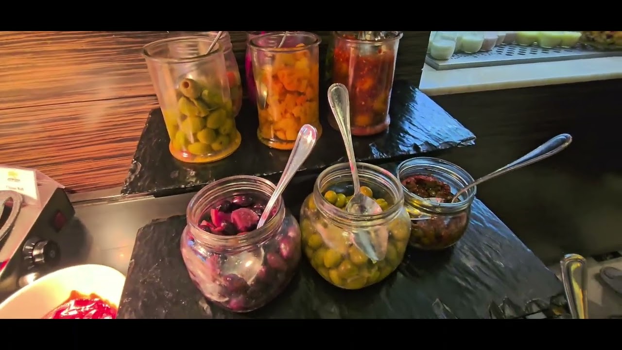 BUFFET BREAKFAST - JANNAH AL SARAB