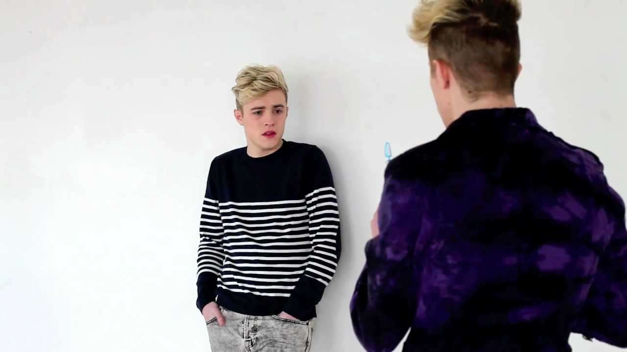 Jedward - Magician Jedward