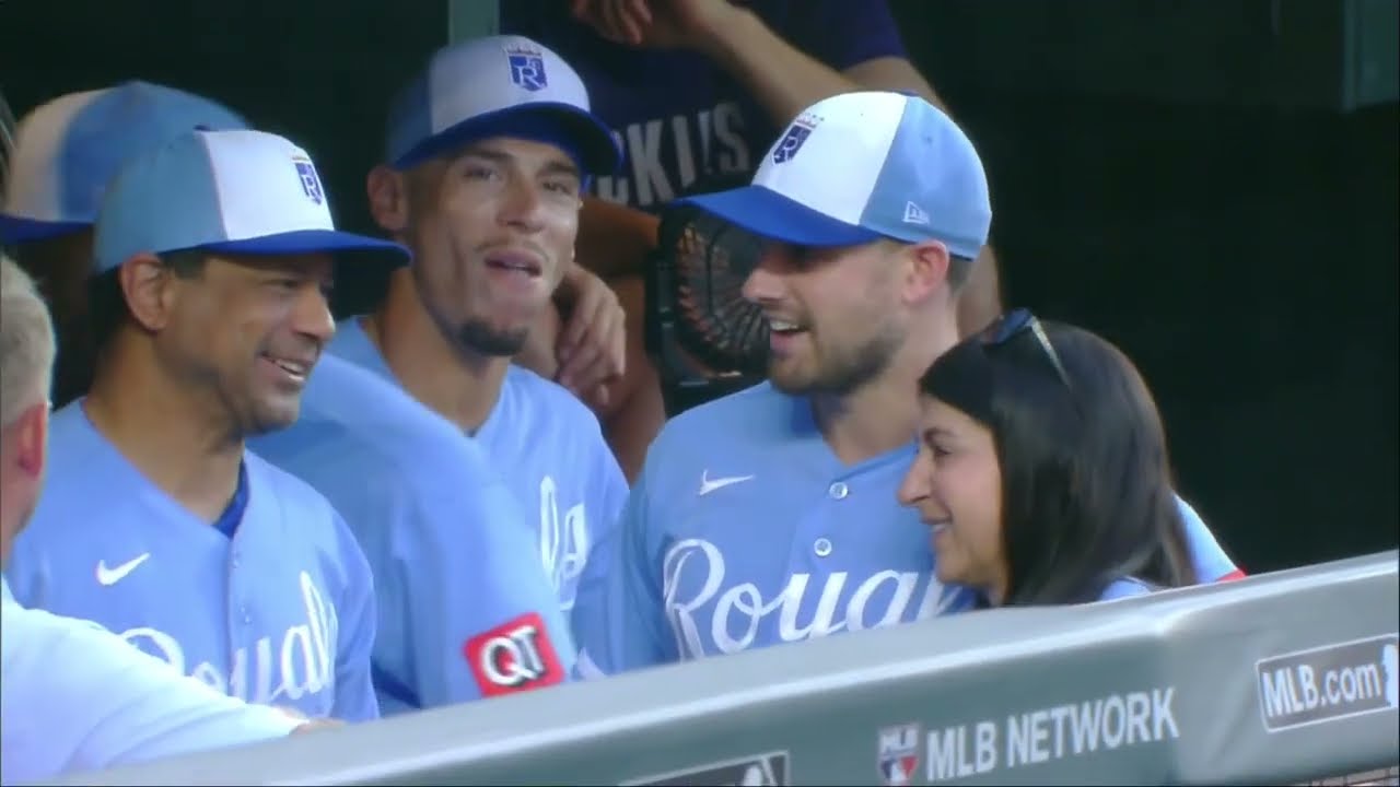 Лэйн Томас заменен в середине иннинга перед обменом в &laquo;Брэйвз&raquo; | MLB на ESPN