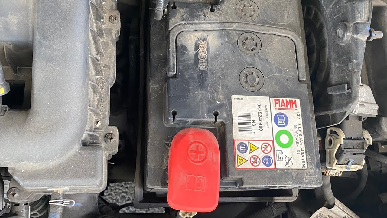 Come sostituire batteria Peugeot 208 reset spie avaria motore e service