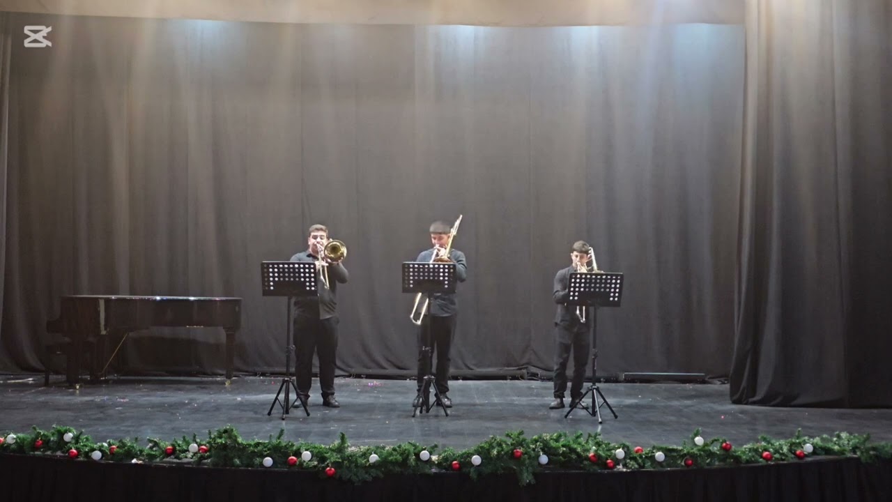 Joseph Bodin de Boismortier. Trio for trombone sonata in A.