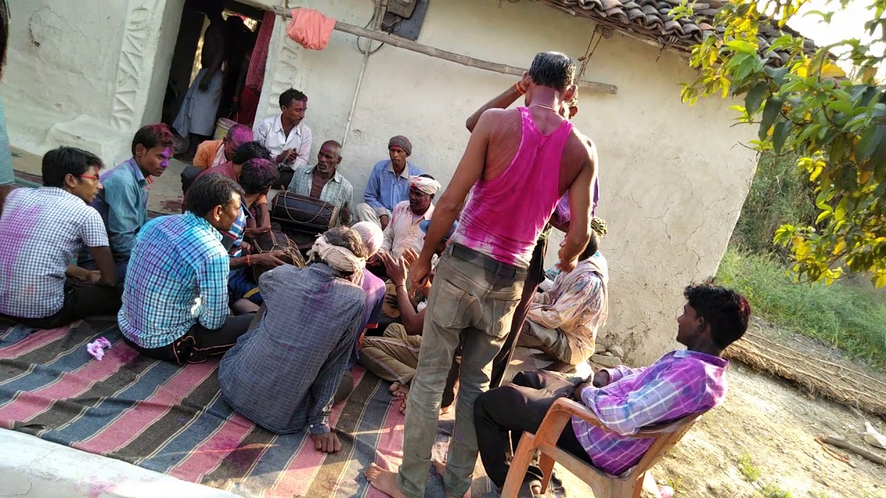 MP जिला सीधी MP होली का त्योहार ऐसे ही मनाते हैं फुलवारी गांव होली का प्रोग्राम है