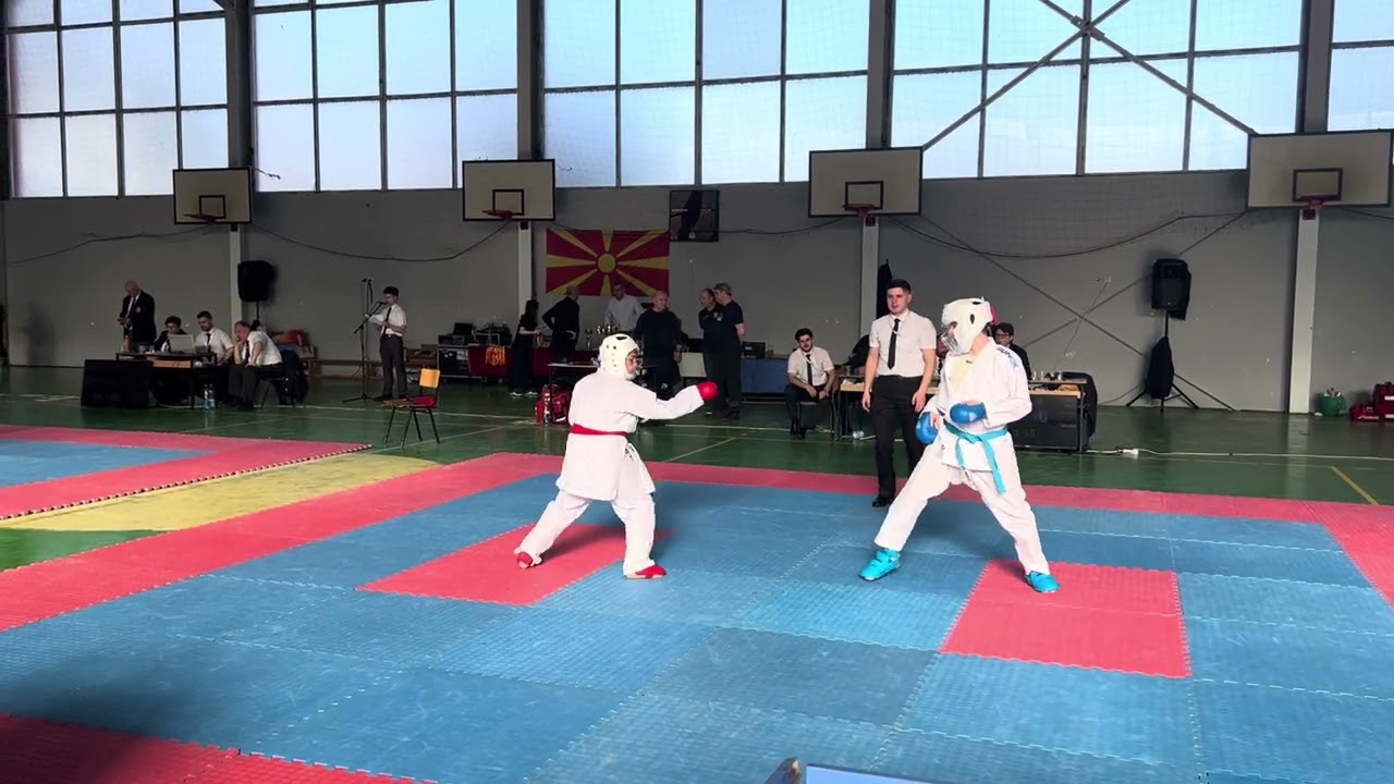 Arbër Pajaziti, brezi i kaltër, gara nderkombatare e karatesë Funakoshi në Shkup