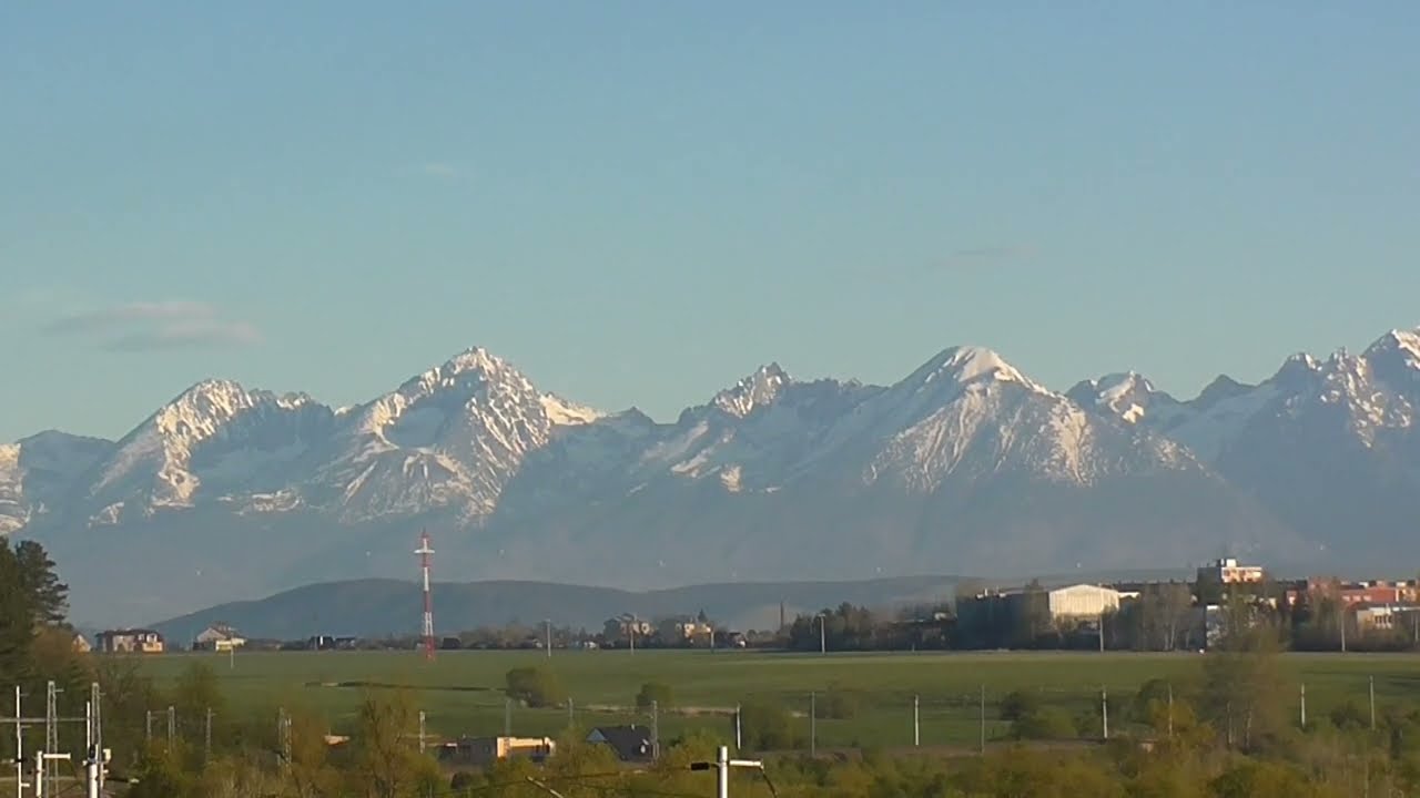 Panor&aacute;ma Vysok&yacute;ch Tatier a 460