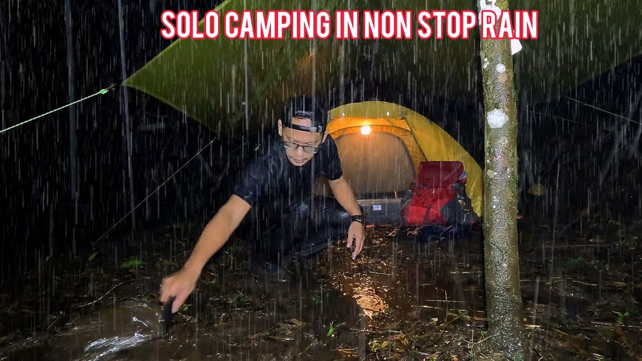 SOLO CAMPING HEAVY RAIN - БОРЬБА ЗА УСТАНОВКУ ПАЛАТКИ ПОД НЕПРЕРЫВНЫМ ДОЖДЕМ