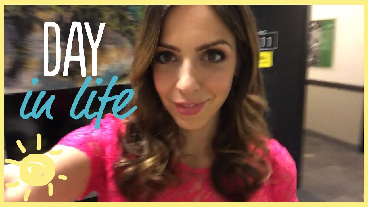 ELLE | DAY IN LIFE: TV taping, Soccer & Pink Lipstick