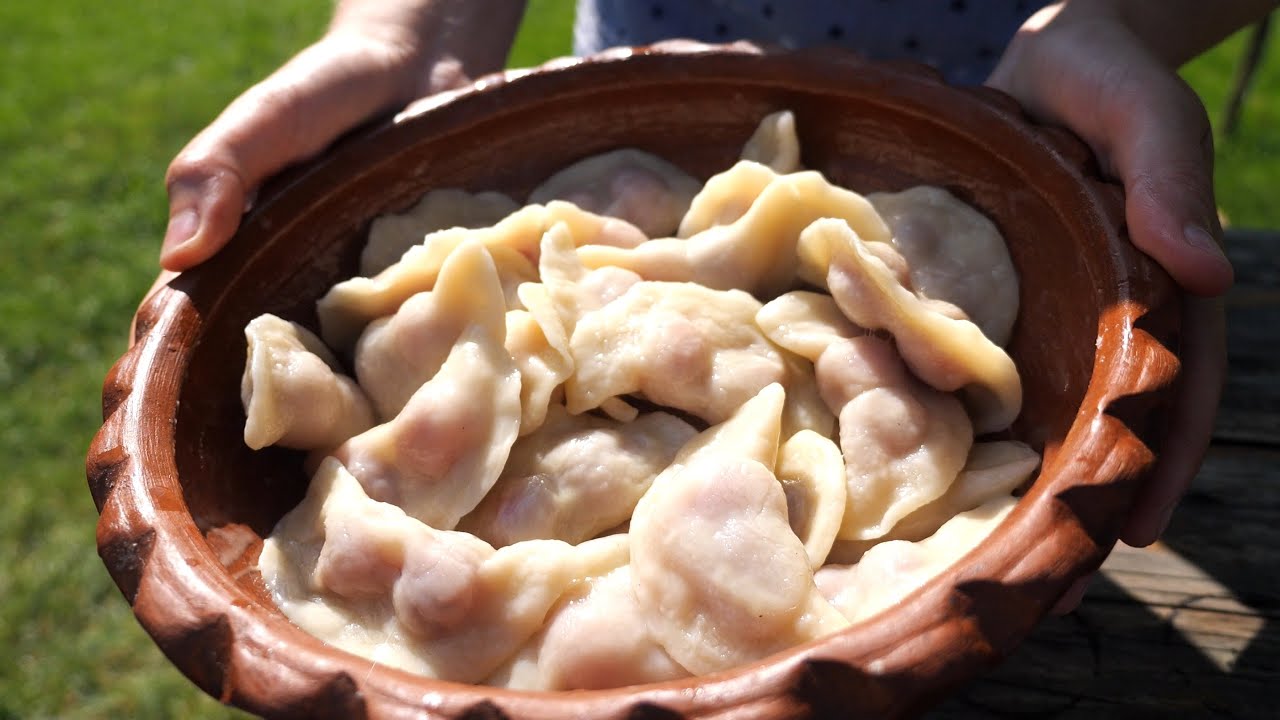Бабушка научила меня готовить вкуснейшие Вареники С ВИШНЕЙ🍒 .УКРАНСКИЙ РЕЦЕПТ ВАРЕНИКОВ!