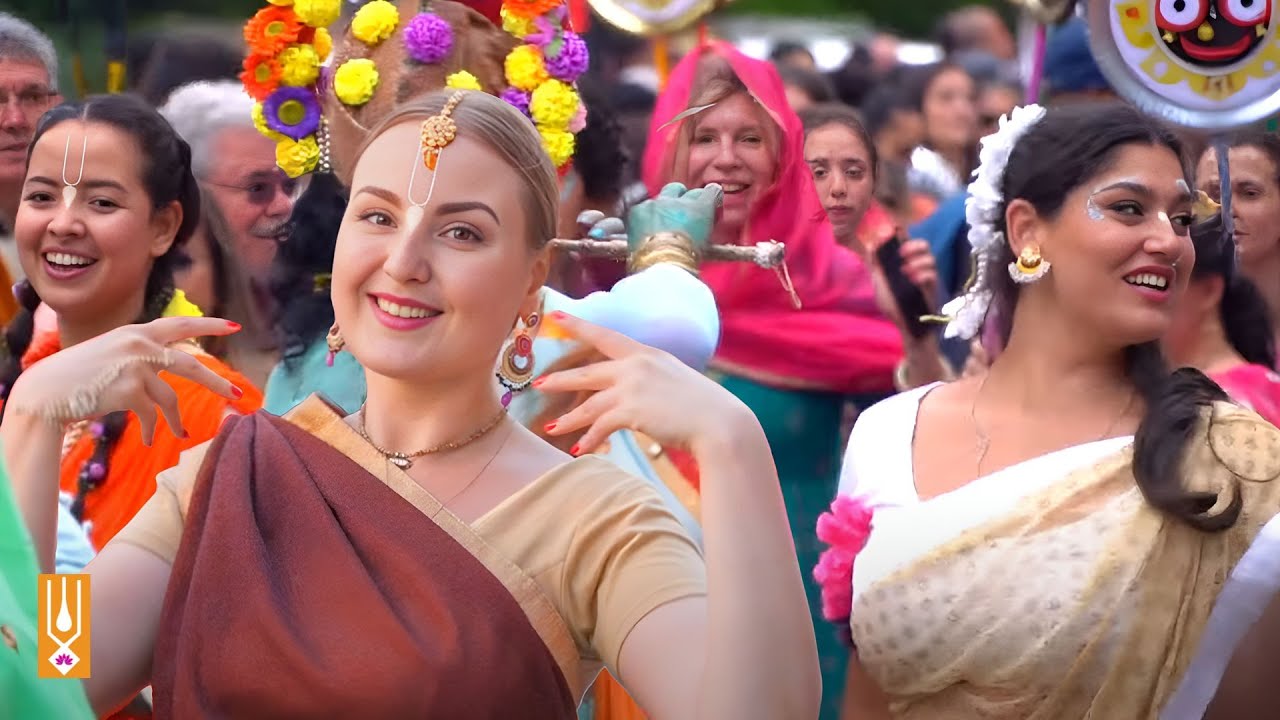 Incredible Kirtan | Hare Krishna Hare Rama | Best Iskcon Kirtan