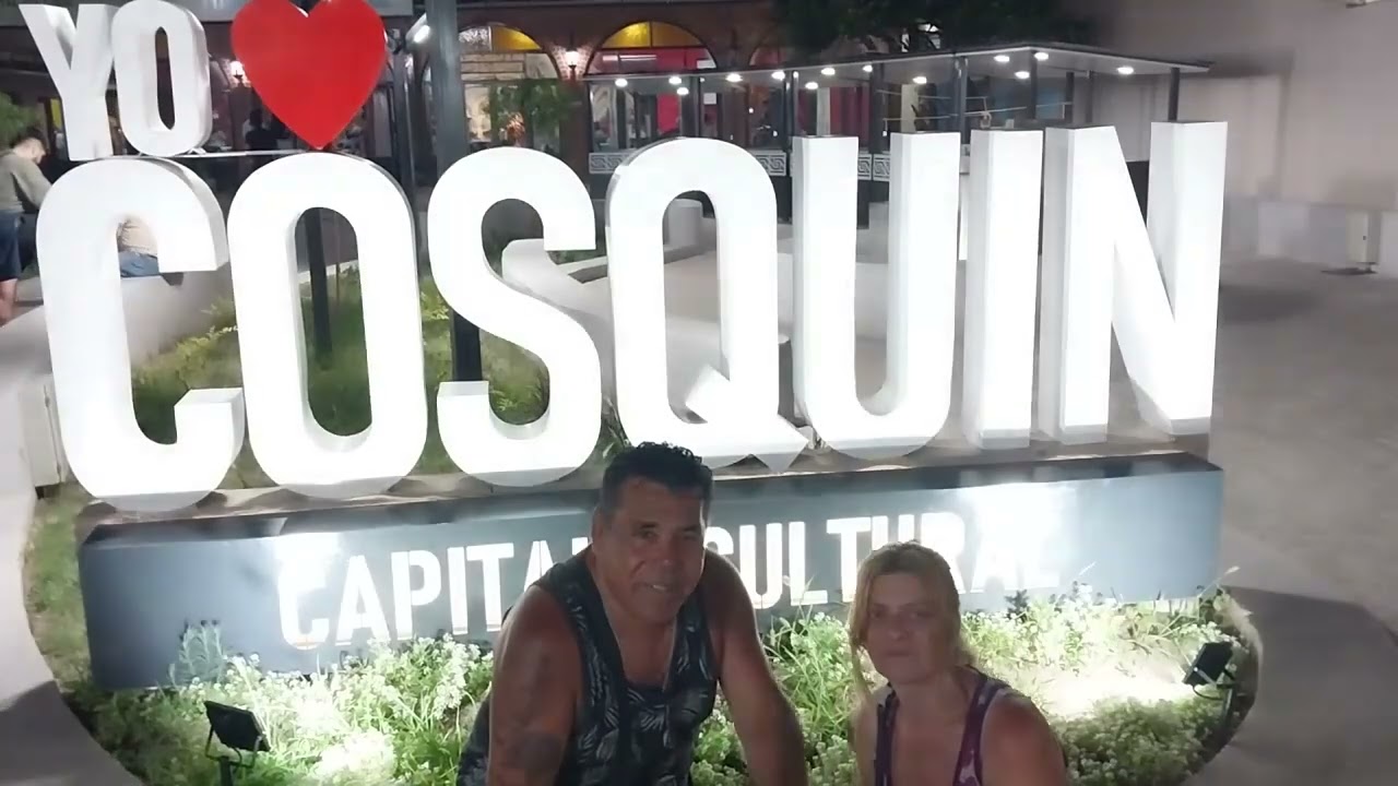 COSQUIN córdoba ARGENTINA una noche recorriendo las calles de COSQUIN