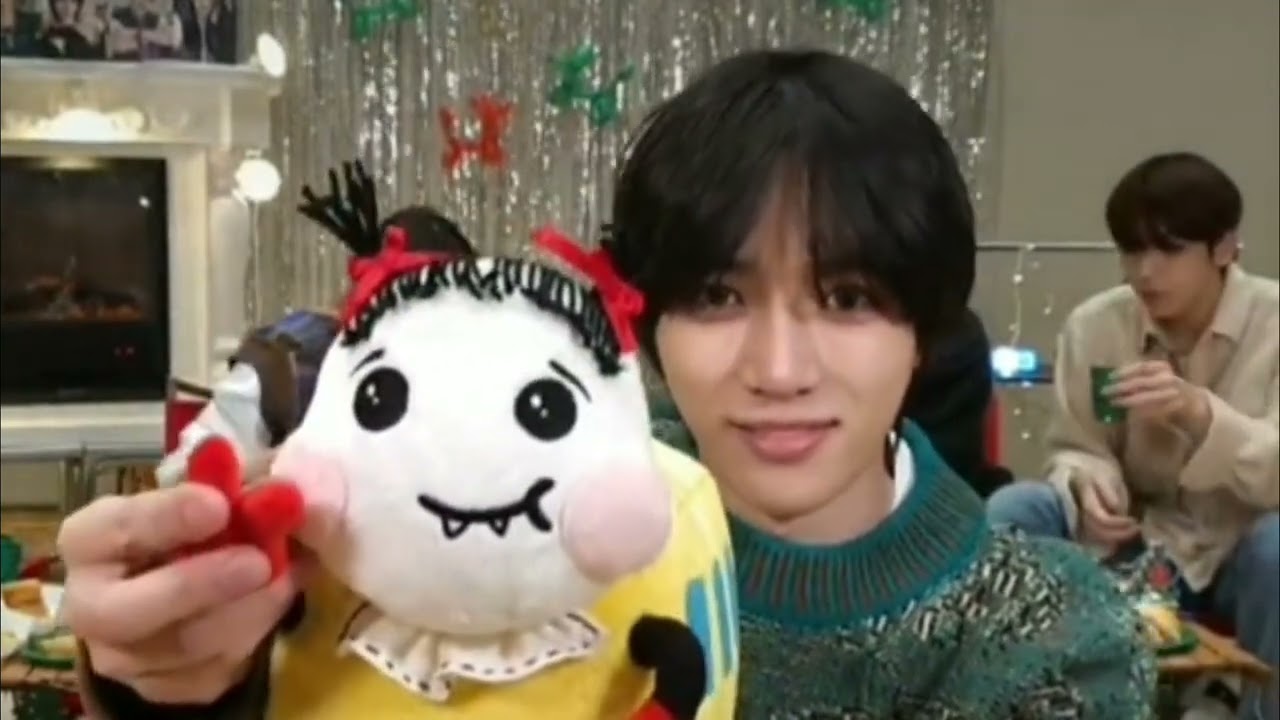 Beomgyu with ppulverse  [ txt 30 seconds video ]