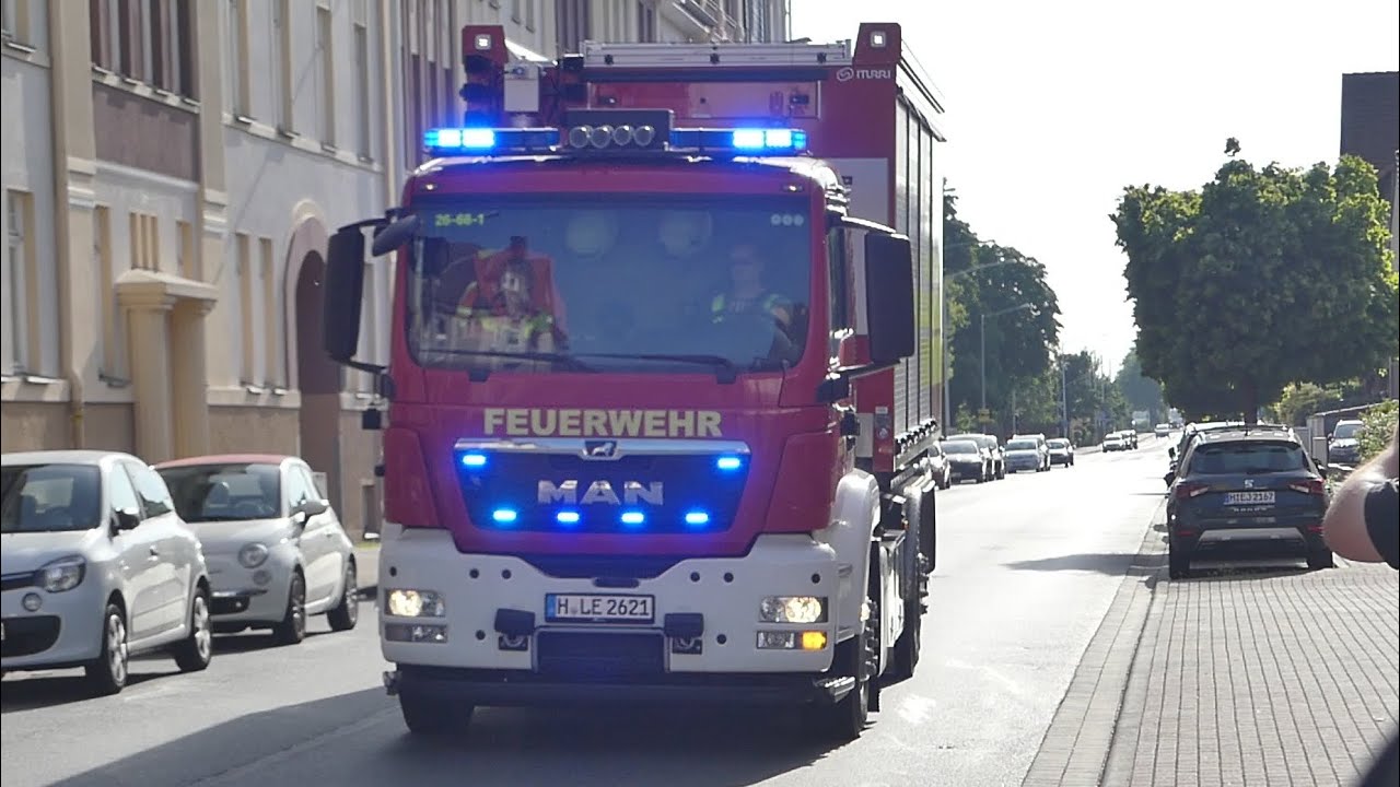 [CHEMIEUNFALL] WLF + AB-Gefahrgut der FF Lehrte auf Einsatzfahrt