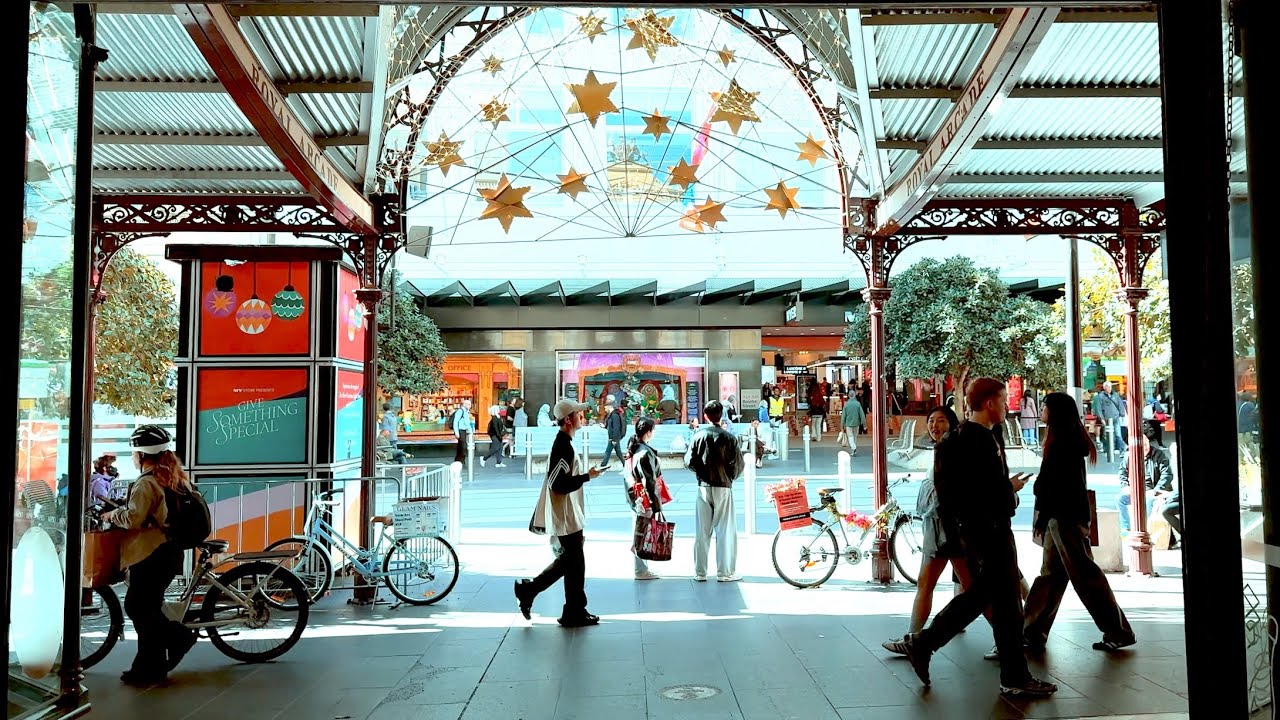 【4K】Melbourne&rsquo;s Timeless Charm: Parliament Architecture & Bourke Street Walk