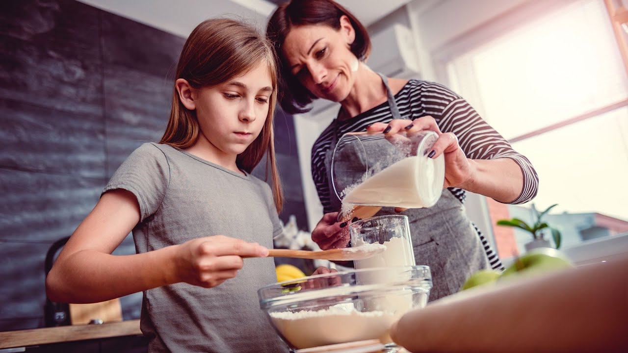 Your Mom Told You to Try New Foods, Here&rsquo;s Why