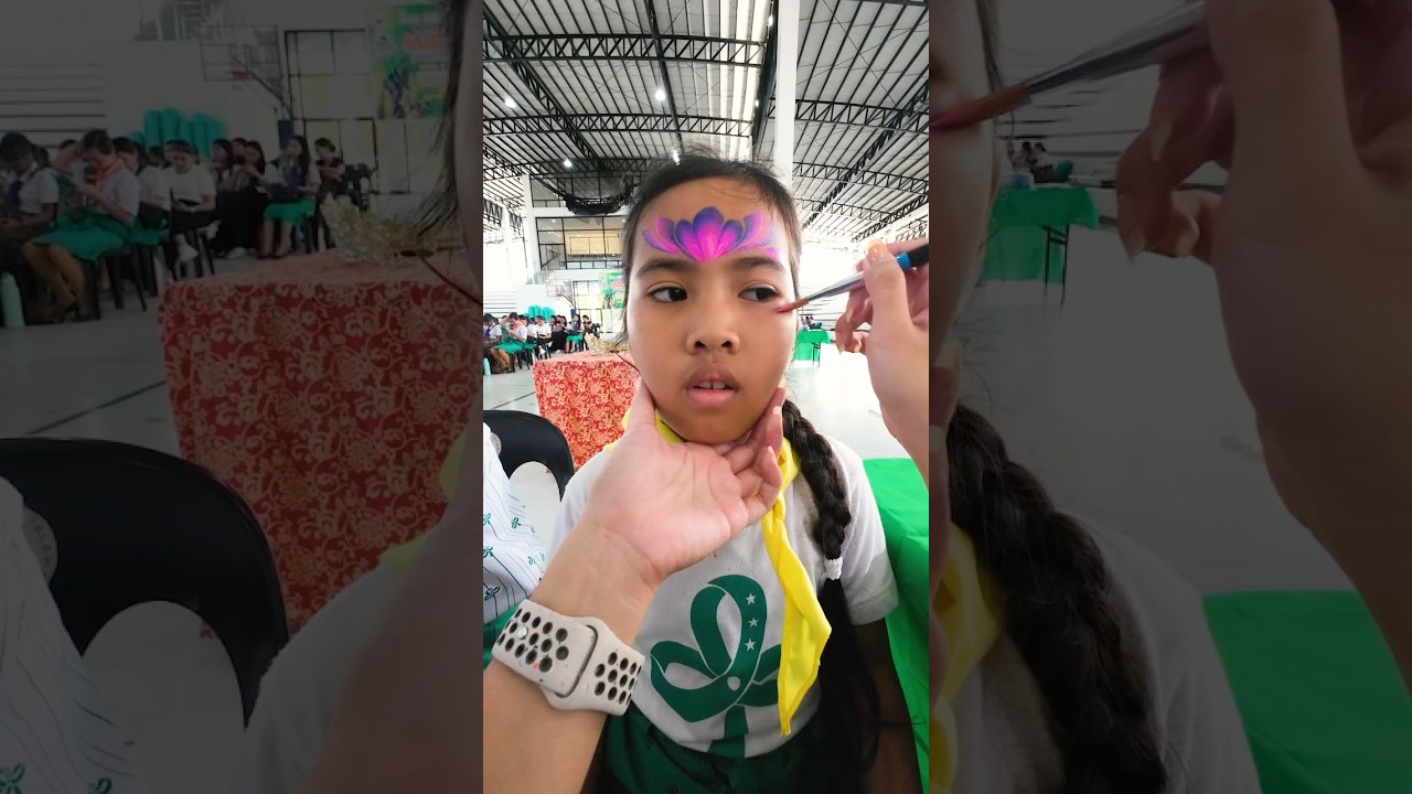 Unicorn Facepaint for a girl scout 