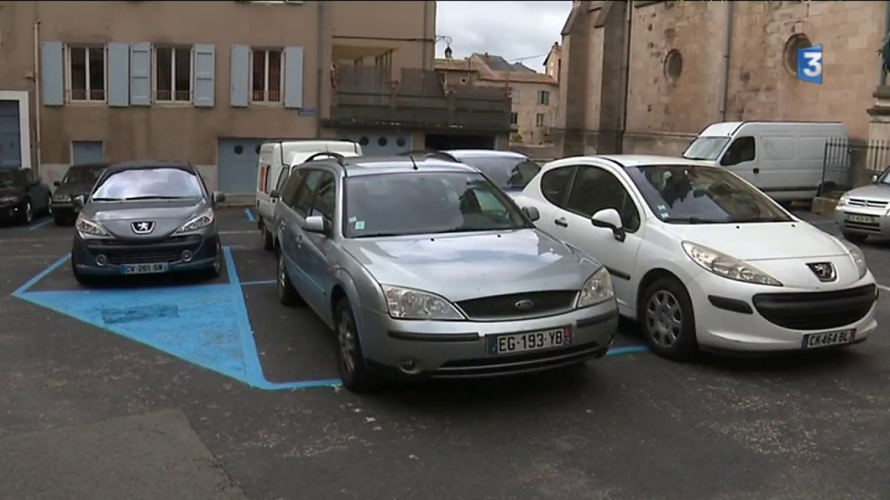 Le stationnement en centre-ville devient gratuit &agrave; Saint-Affrique (Aveyron)