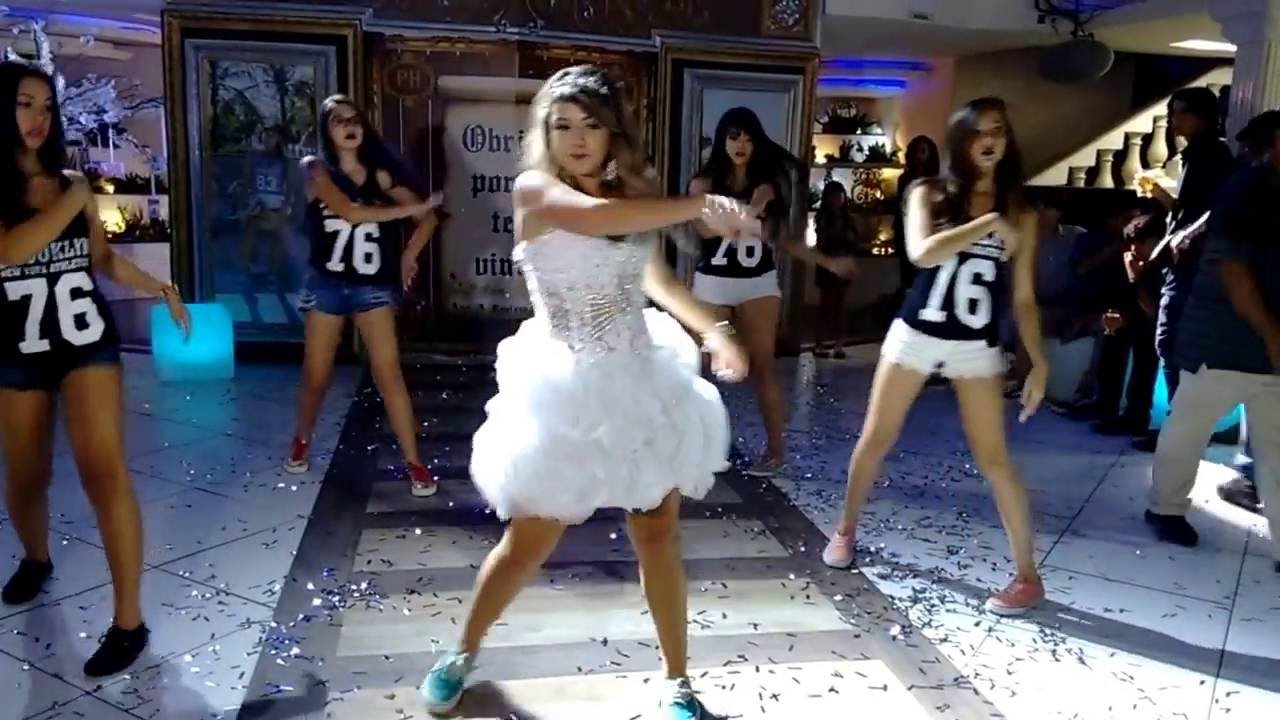 15 anos de Isabele - Dança com as Amigas