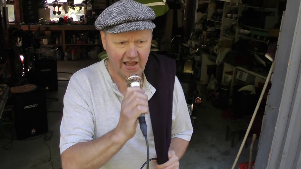 Hiljainen kylätie  musiikkivideo.@anttiriikonen9353