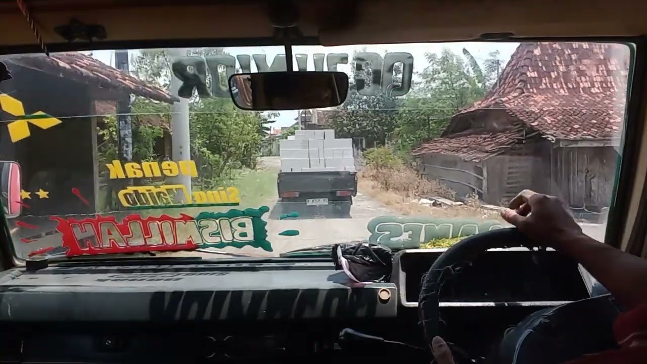 Jalanya Jondil Jondil,sebentar lagi sampai bolo