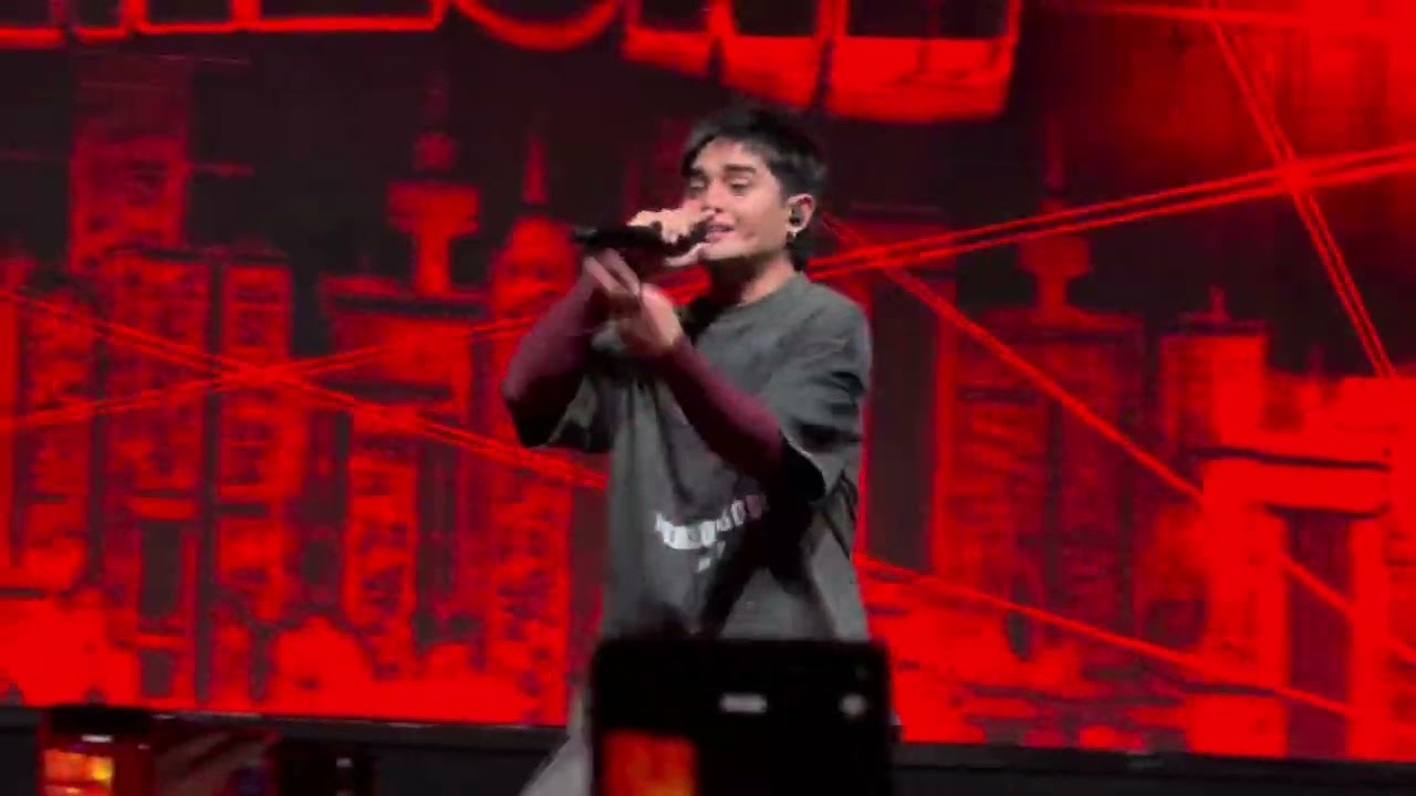 SB19 -  Crimzone Live free concert in Rome