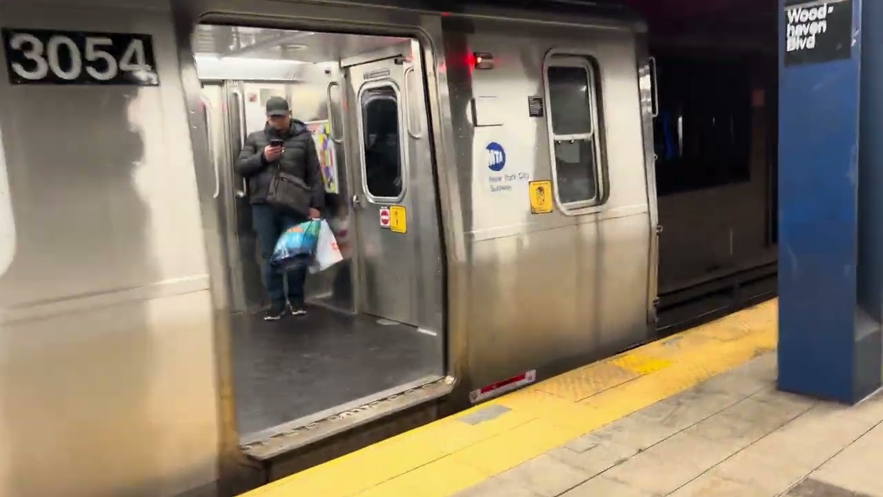 NYC Subway: R179 M Train at Woodhaven Blvd Station