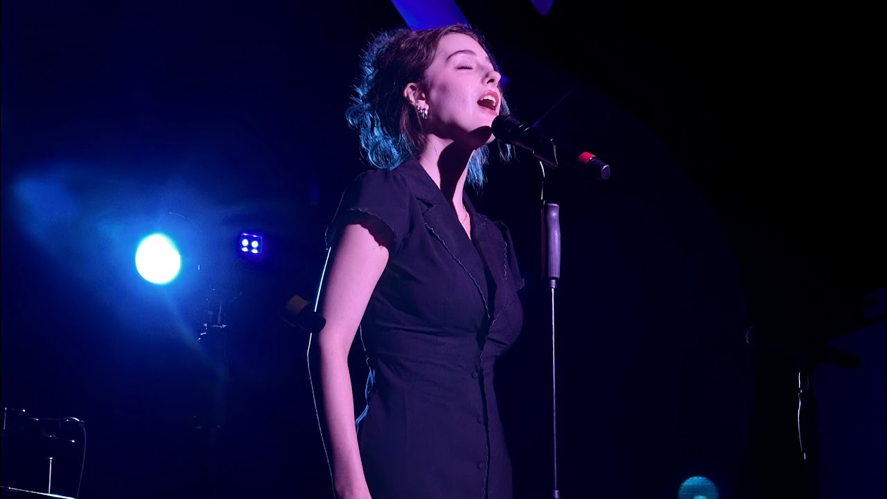 Maggie Greene - Chillin The Regrets | Larson & Sheik @ The Green Room 42 NYC