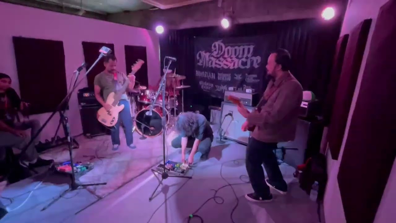 Ibnu Rizzla - Doom Massacre (Fullset)